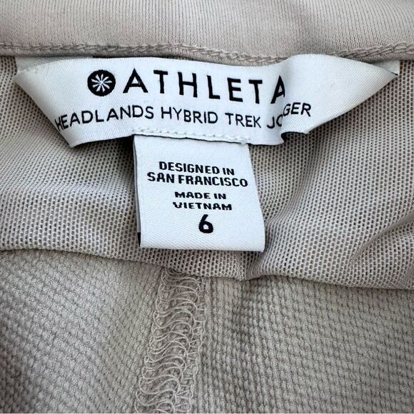 Athleta Headlands Hybrid Trek Jogger (6) - Picture 6 of 7
